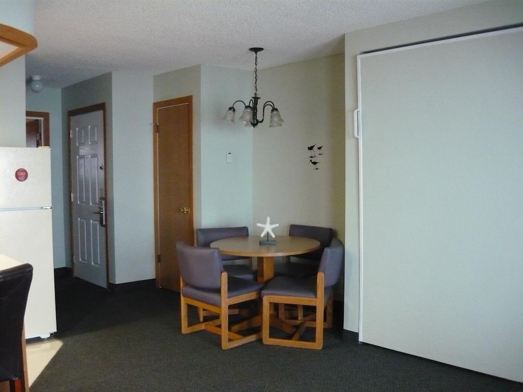 D Sands Condominium Motel 링컨시티 객실 사진