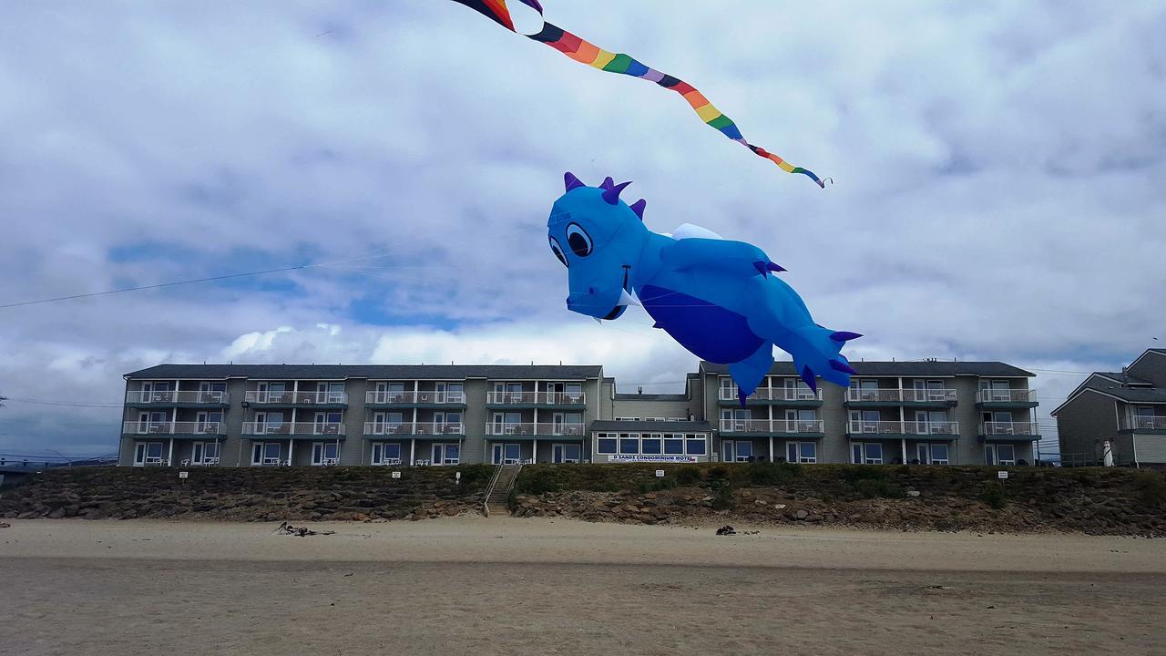 D Sands Condominium Motel 링컨시티 외부 사진